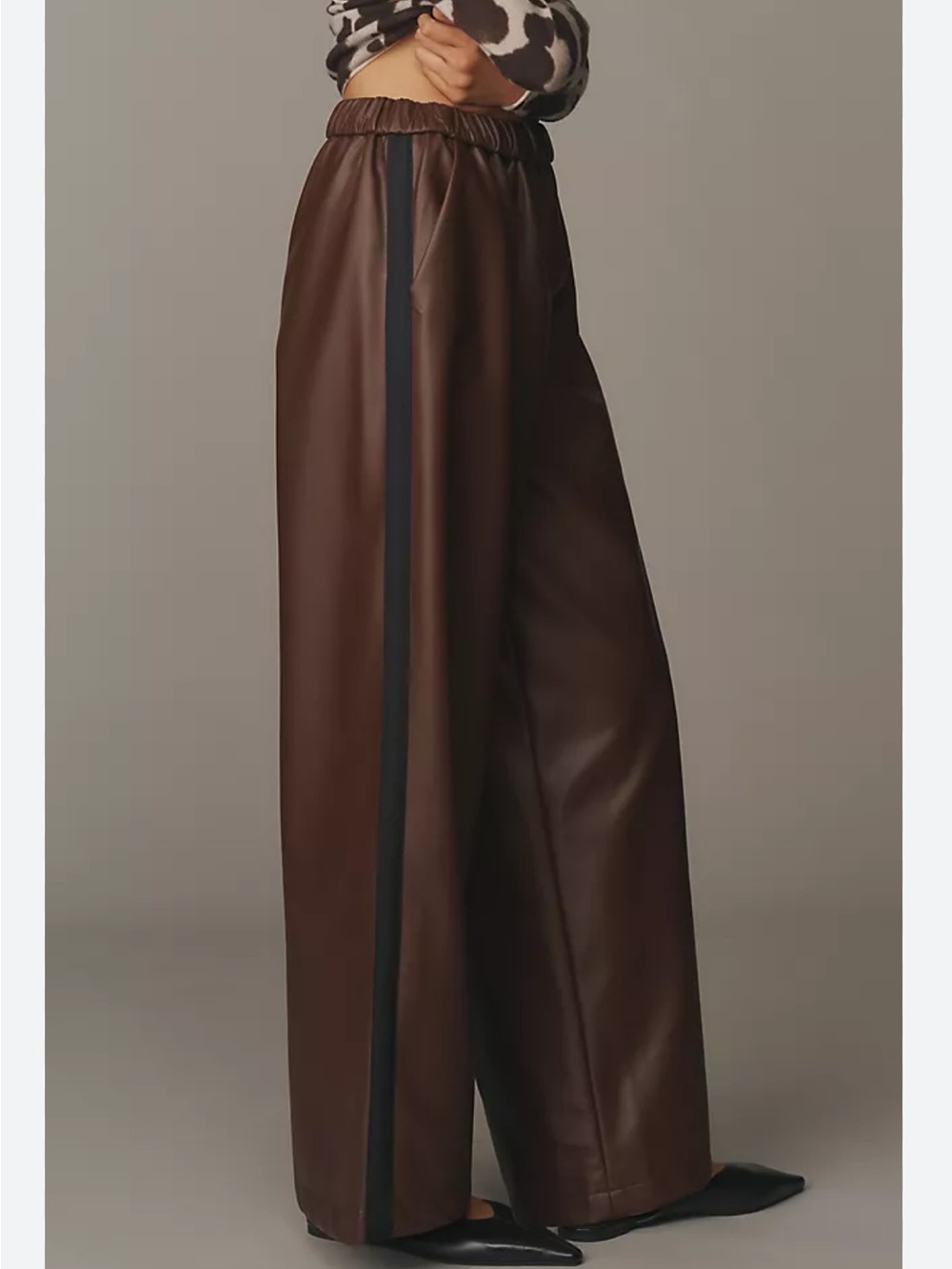 NWT Maeve Faux Leather Pull-On
Track Pants Size M - Picture 3 of 4